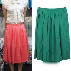 网红小孩半身裙美女